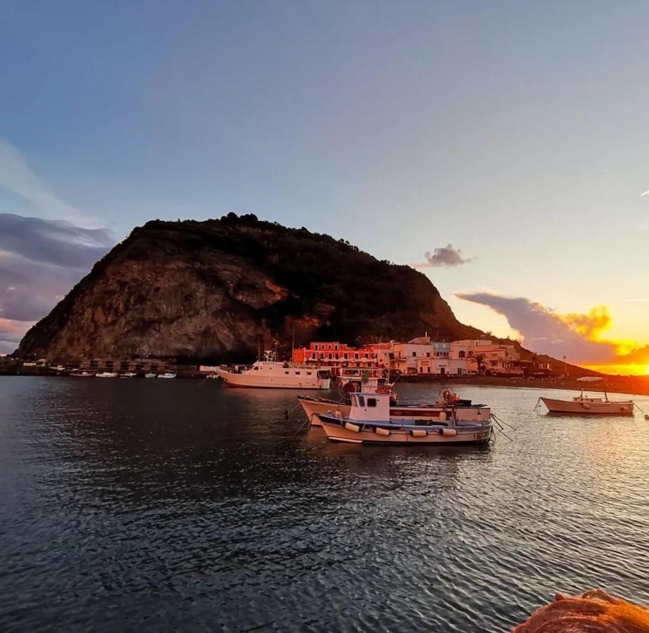 Mare Nostrum - Beachfront House - Sant'Angelo Ischia Bagian luar foto