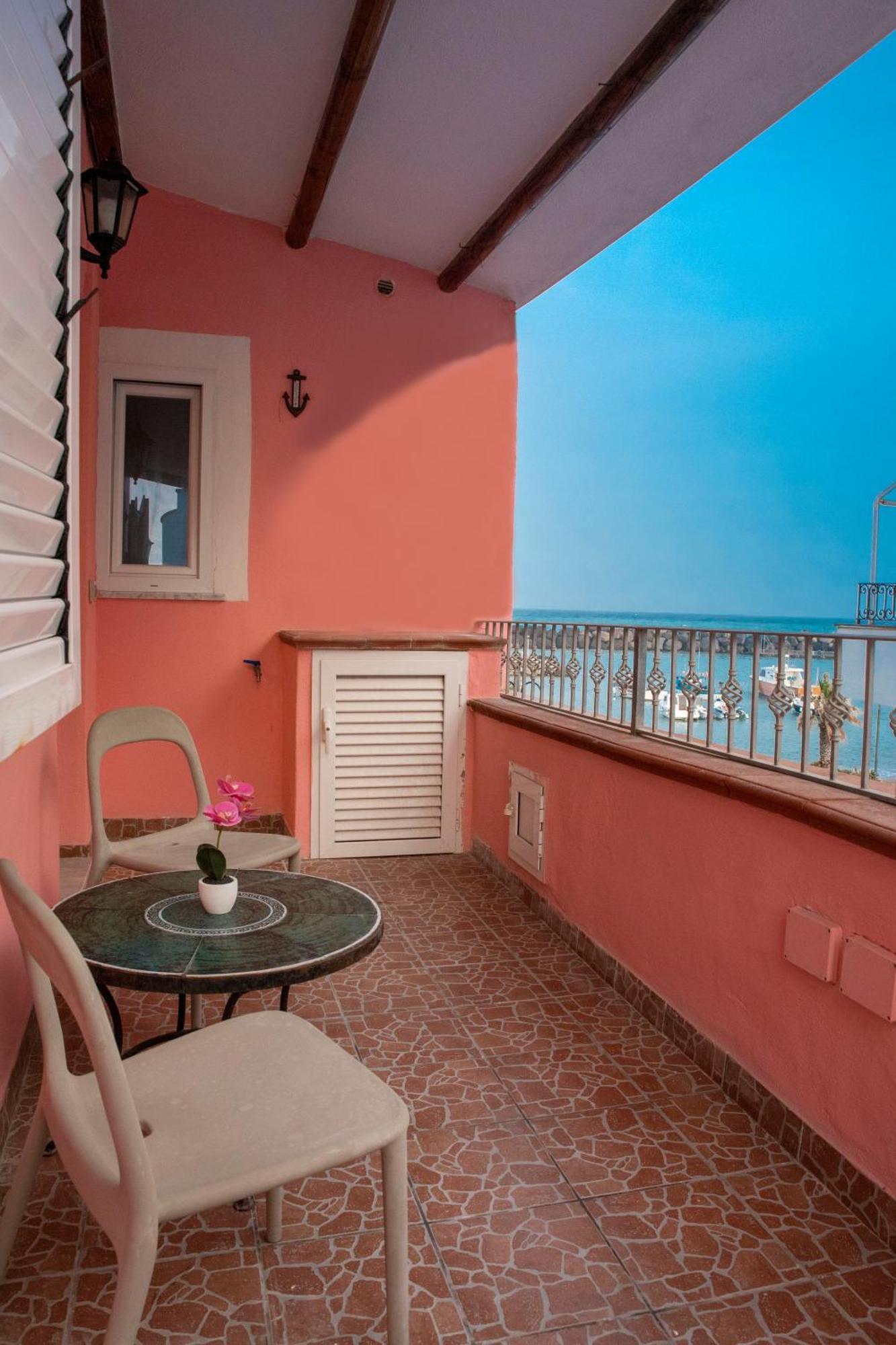Mare Nostrum - Beachfront House - Sant'Angelo Ischia Bagian luar foto